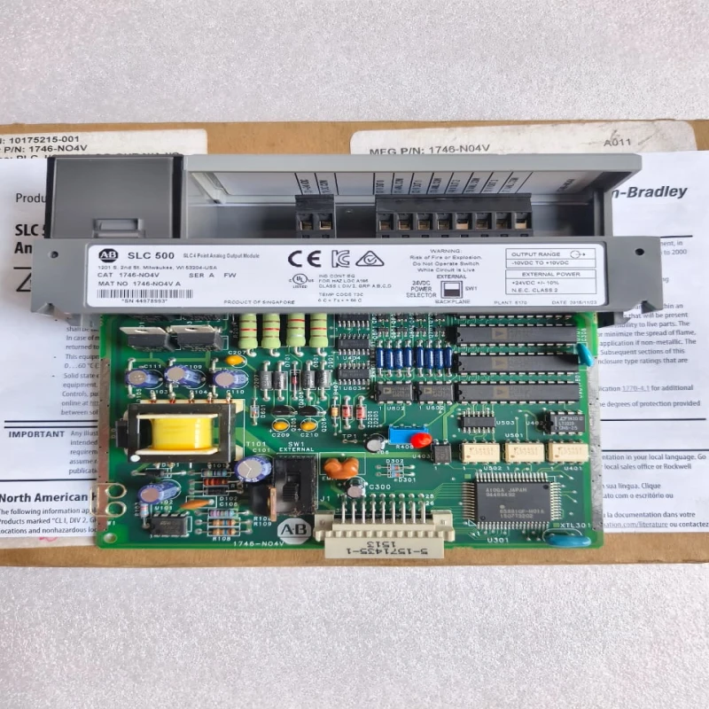 Allen-Bradley 1746-OB16 SLC 500 16-Point 24V DC Source Output Module thumbnail 7022